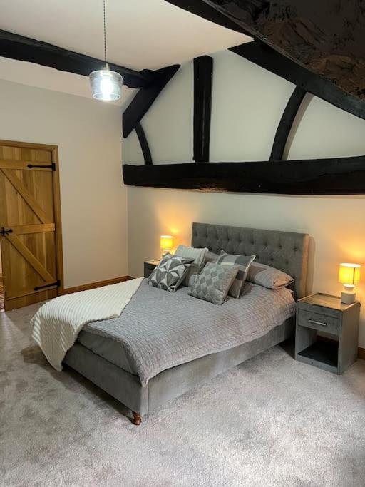 Wycoller Listed Building With Hot Tub