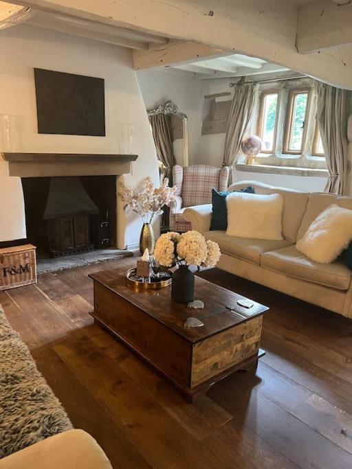 Wycoller Listed Building With Hot Tub Laneshaw Bridge